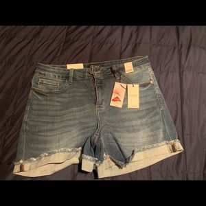 Judy blue Jean shorts.